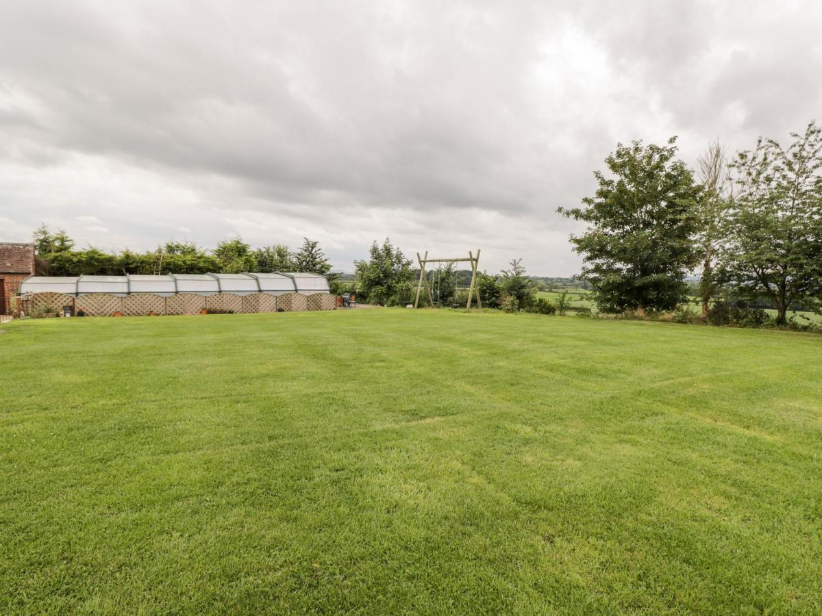 Lawn Farm Cottage Gloucester Exterior foto